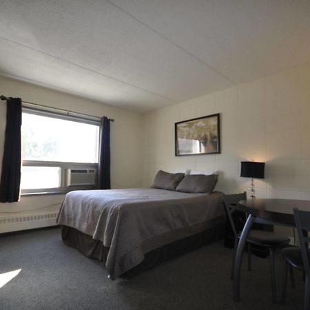 Beaverlodge Motor Inn Luaran gambar